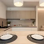 Picahouse Luxury * Mandra Capreria