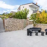 Picahouse Luxury Mandra Capreria