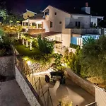Вилла Picahouse Luxury *